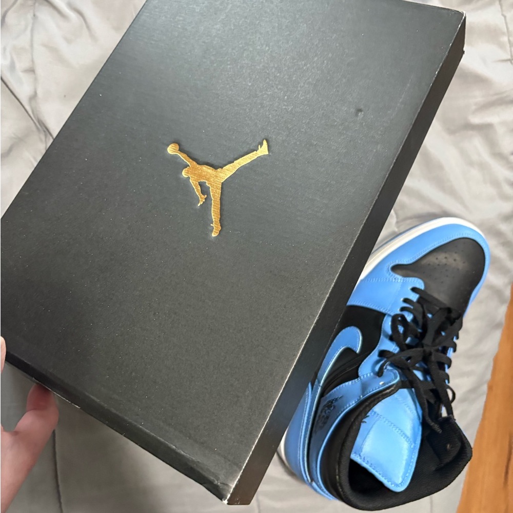 Air Jordan 1   High top size 13 mid toe black with box - Picture 10 of 13